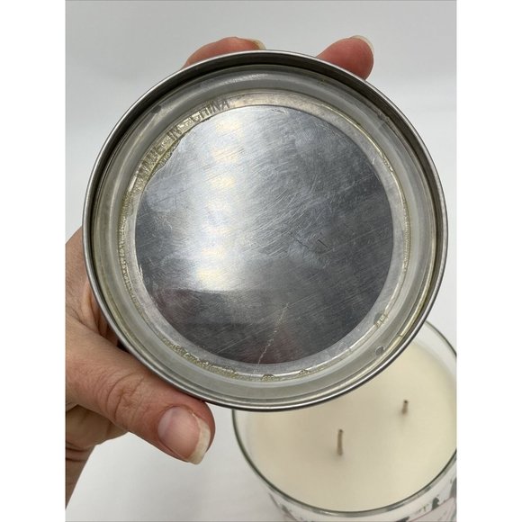 Pier 1 imports 3 Wick Candle Mistletoe and Cypress Scent Unused, Holiday Cheer - Picture 5 of 14